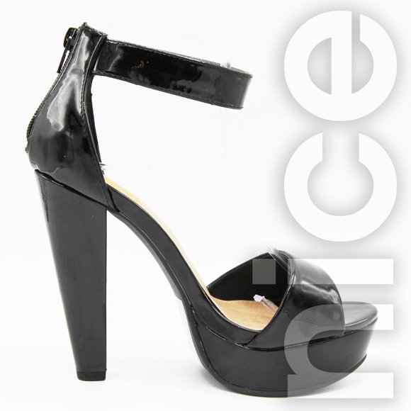 FAHRENHEIT BRINA HEELS - Picture 1 of 3